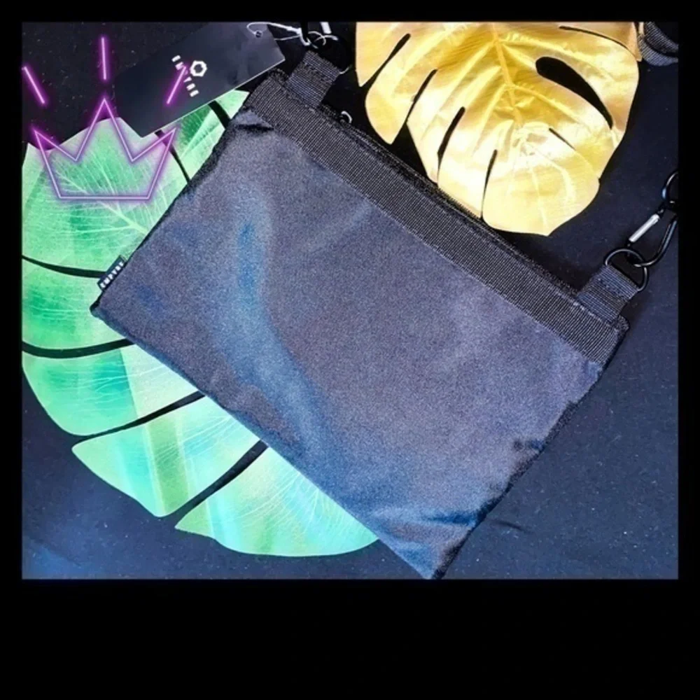 EMPYRE BLACK SHOULDER BAG CROSSBODY
